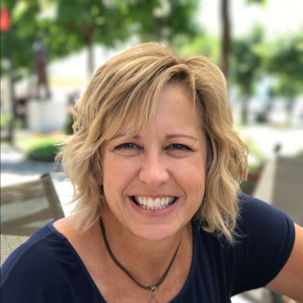 Meet your Posher, Lisa
